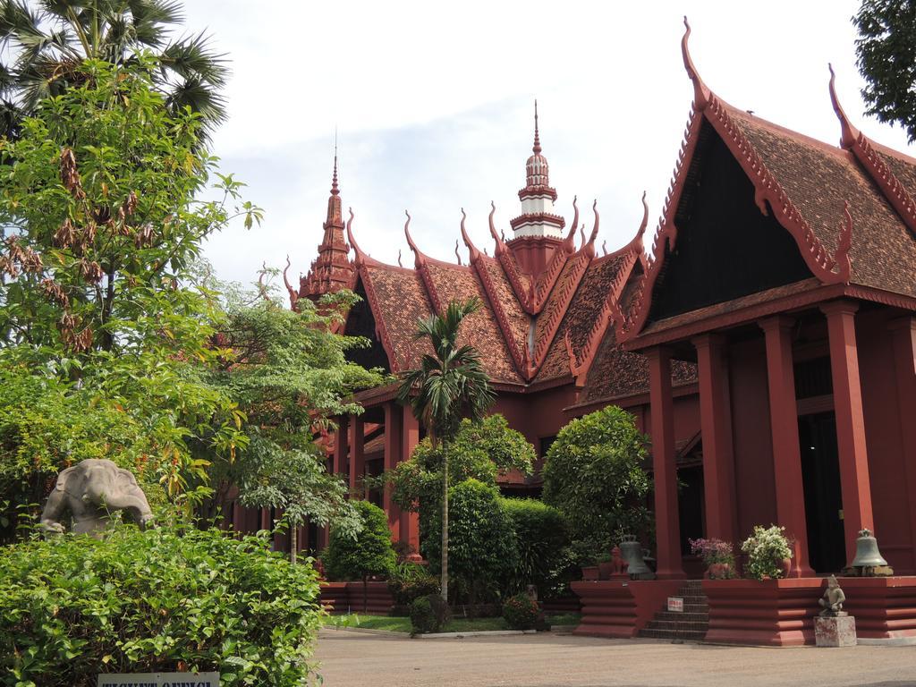 Hotel Luxury World Phnom Pen Exterior foto